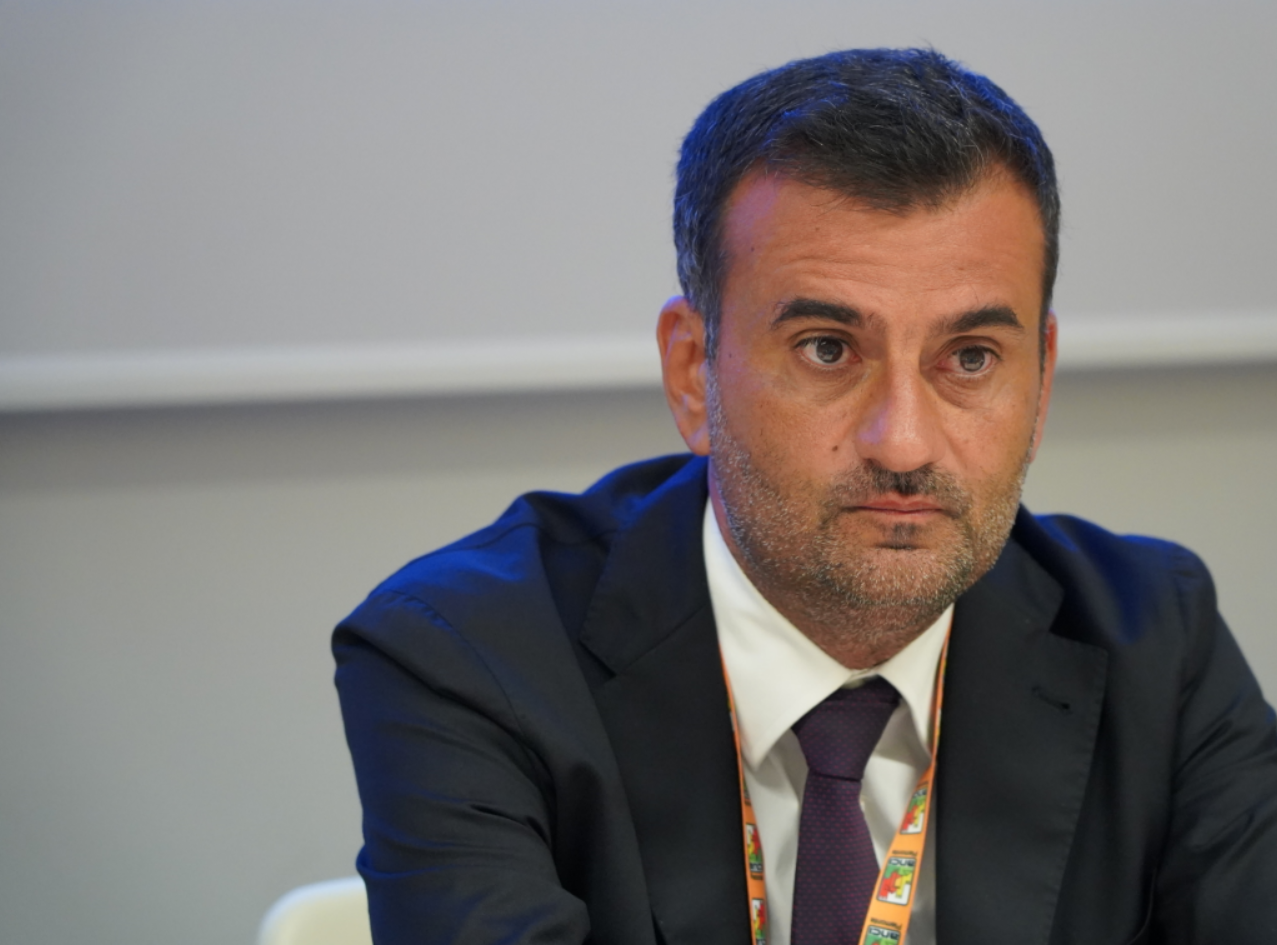 Decaro: “Vaccini prima ai sindaci? Grazie, no”